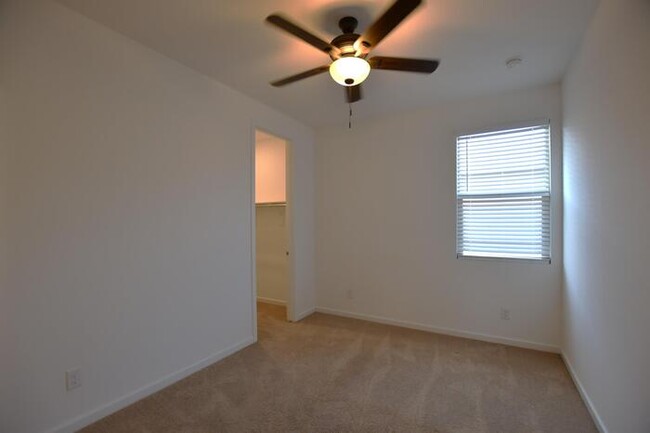 Building Photo - 4021 E Caitlin Dr