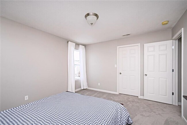 Building Photo - 15031 Tiki Trail