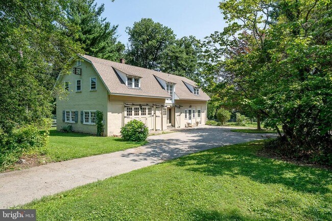 Building Photo - 504 Harriton Rd