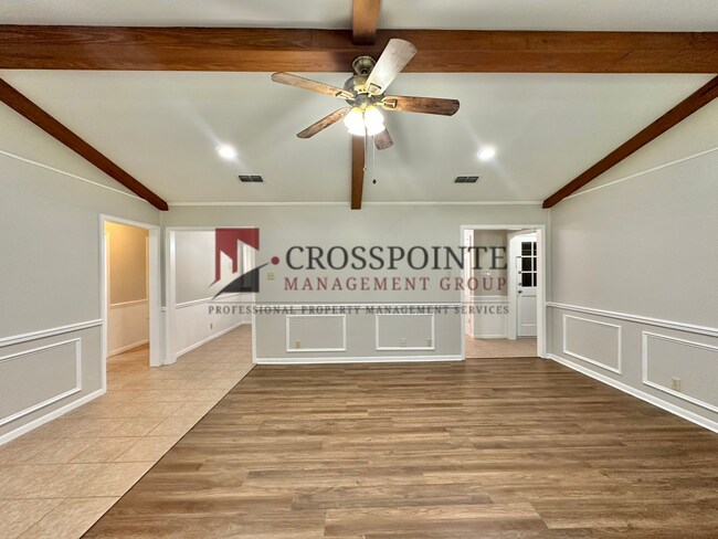 Building Photo - COMING SOON! 3 Bedroom 2 Bath in Flint!
