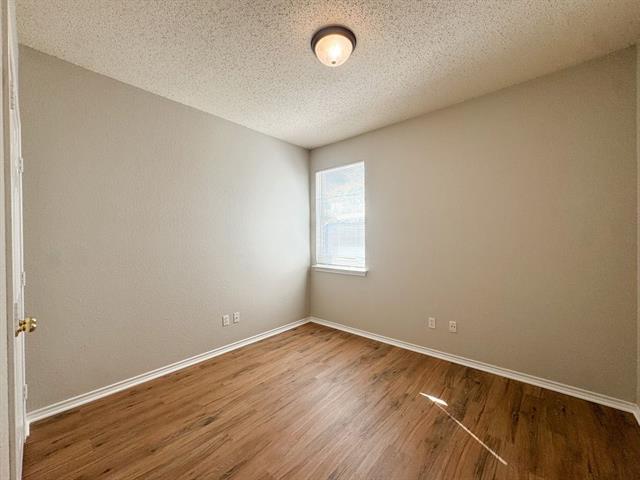 Building Photo - 325 Rock Hill Dr