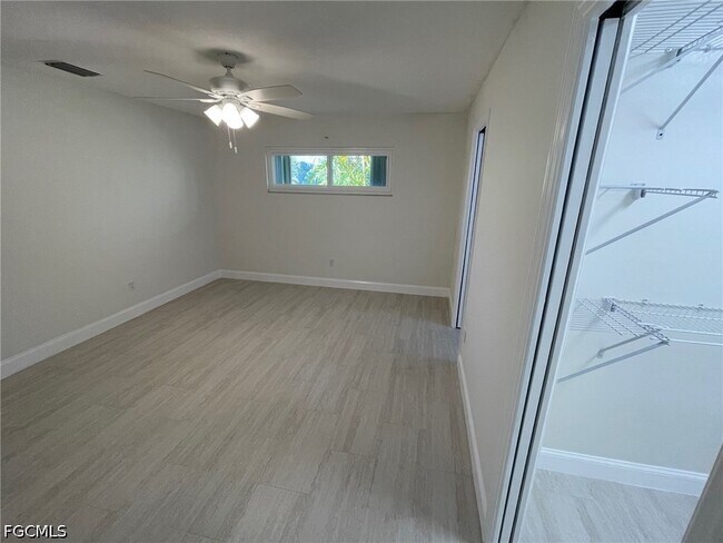 Building Photo - 3502 SE 22nd Pl