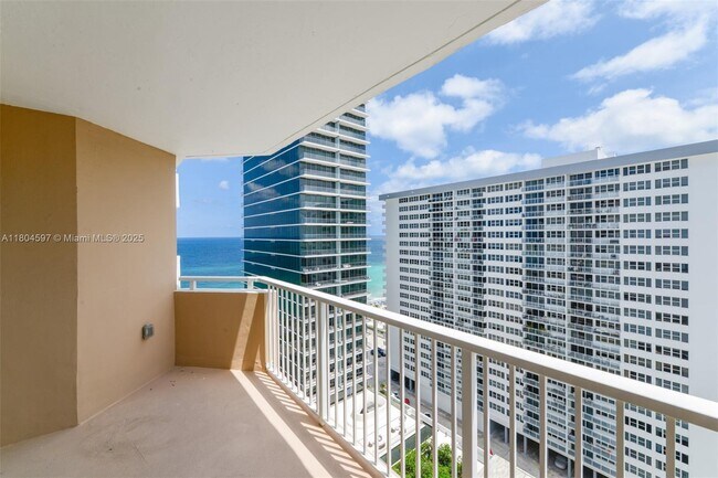 Building Photo - 1980 S Ocean Dr
