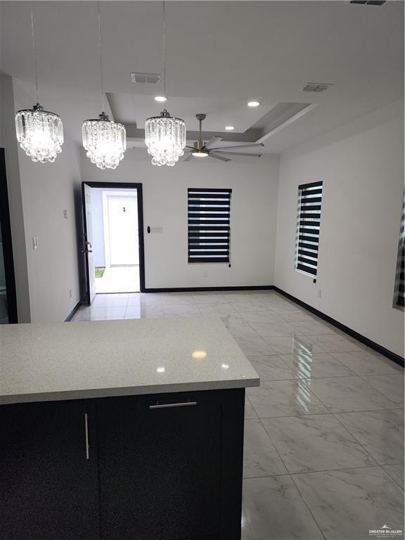 Building Photo - 13 W Woodson Dr