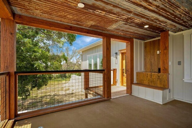 Building Photo - 111 Stony Hills Rd