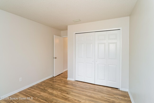 Building Photo - 822 7 Gables Cir SE