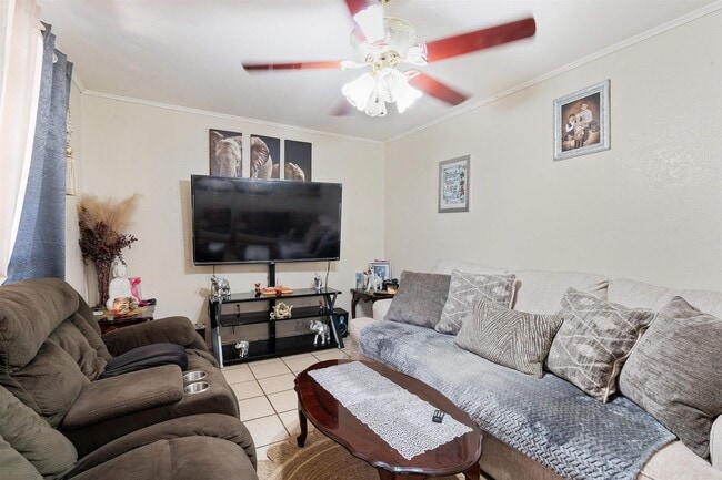 Building Photo - 504 Ave V