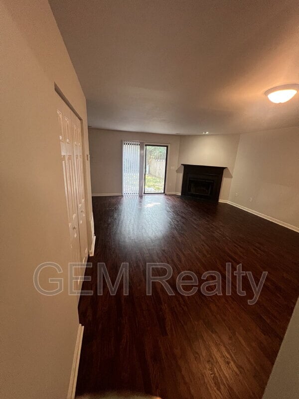Building Photo - 10717 Greta Lynn Ct