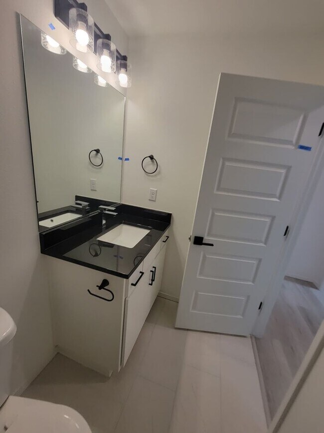 Building Photo - Stunning New Construction Simmons Home - 5 Bed 3 Bath - Pond View!