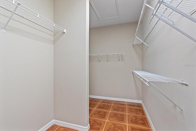 Building Photo - 6213 Donnington Ct