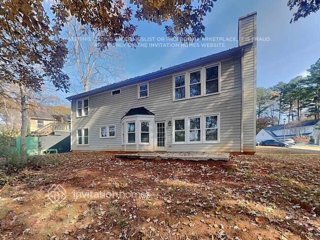 Building Photo - 4085 Spinnaker Dr