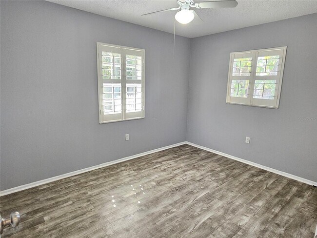 Building Photo - 272 Loyola Rd