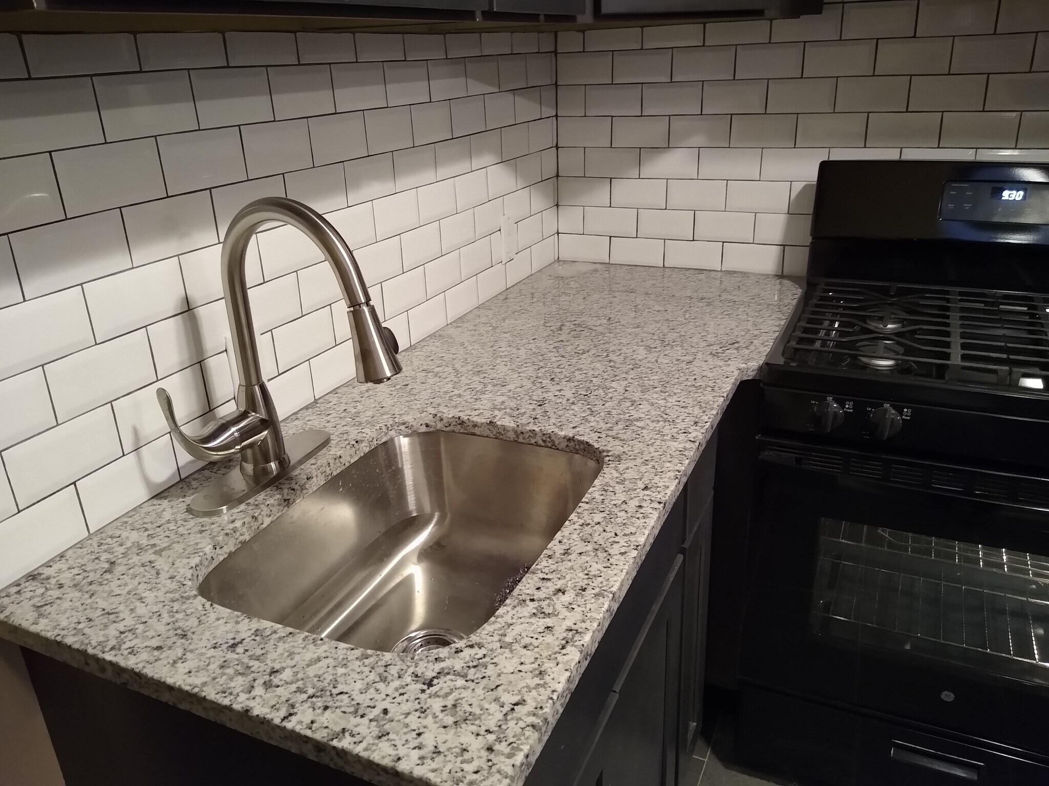 Building Photo - 2054 Ann St