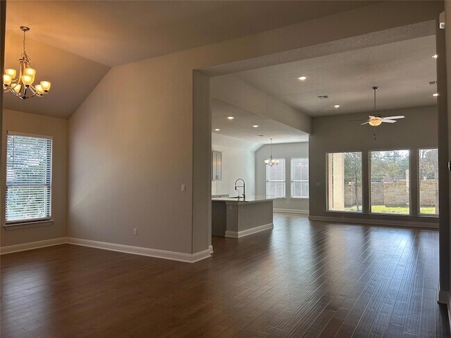 Building Photo - 148 Kellogg Ln