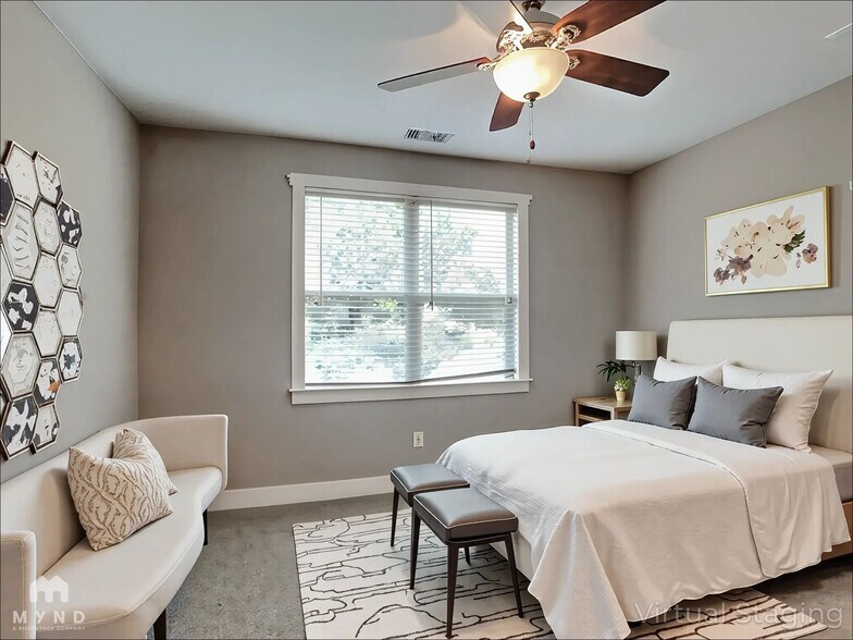 Building Photo - 169 Herring St