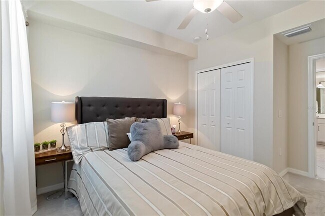 Building Photo - 10805 Tarflower Dr