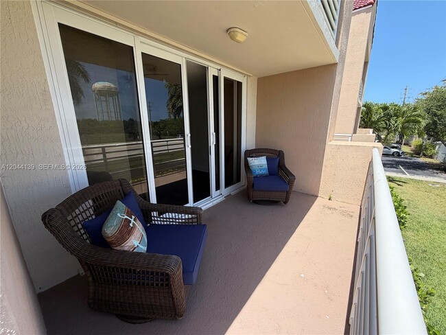 Building Photo - 2711 Ocean Club Blvd