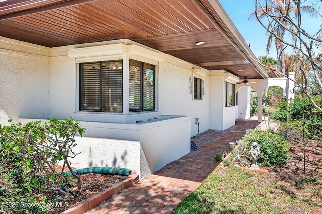 Building Photo - 810 Parkside Pl