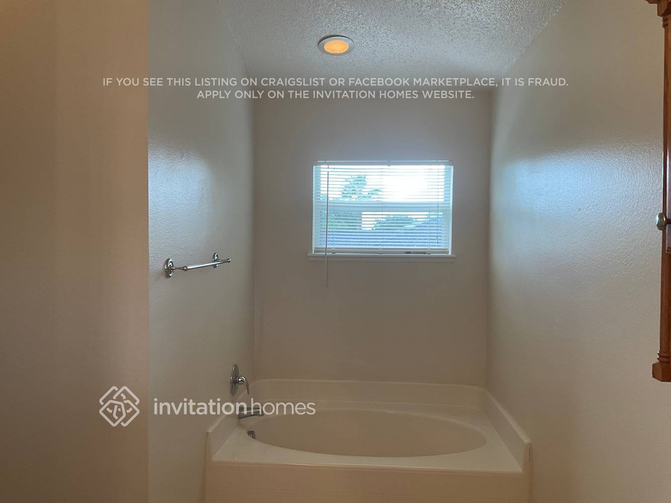 Building Photo - 6108 Waterfield Way