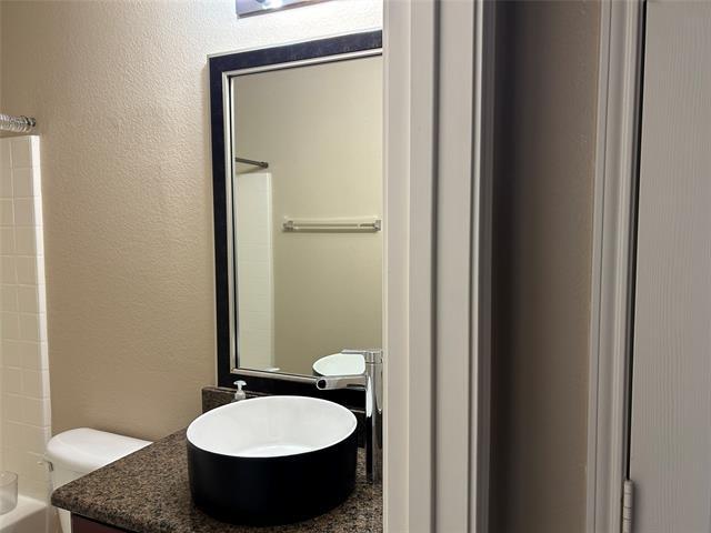 Building Photo - 11905 Stephenville Dr