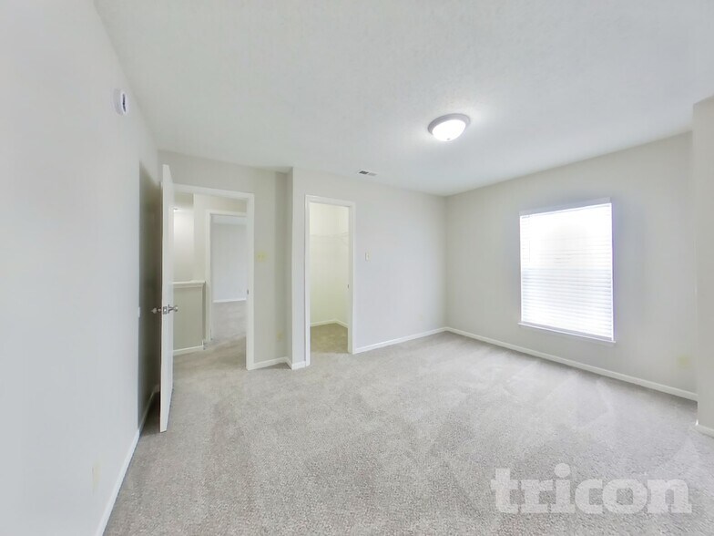 Building Photo - 9986 Split Rock Way