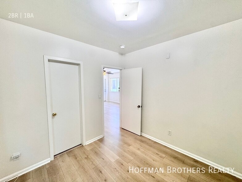 Building Photo - 5419 Harold Way