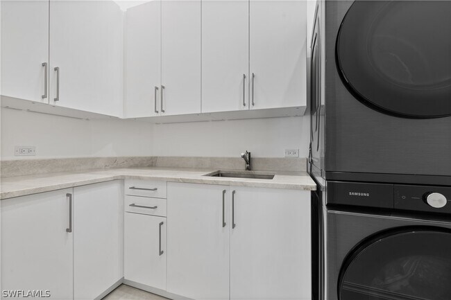 Building Photo - 23273 E Eldorado Ave