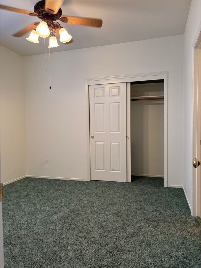 Building Photo - 3625 Bernard St