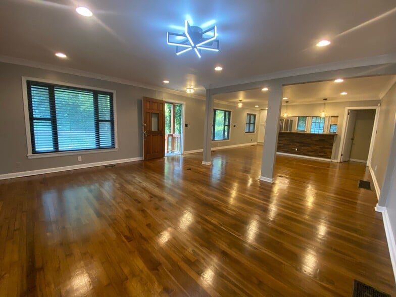 Living Room - 3483 Napoleon St