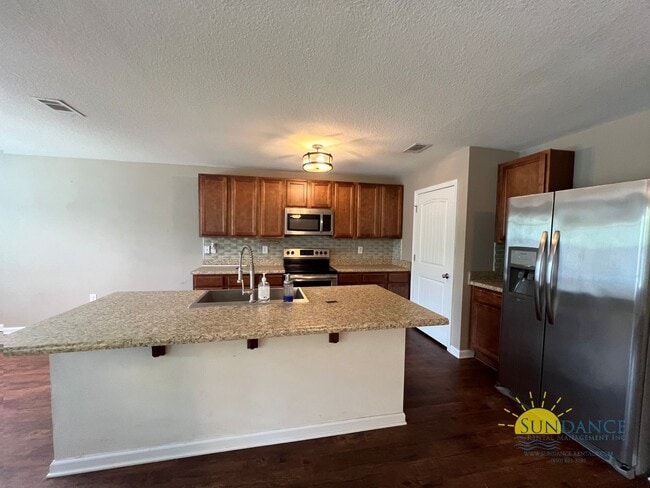 Building Photo - Exquisite 3 Bedroom Home in Partridge Hill...