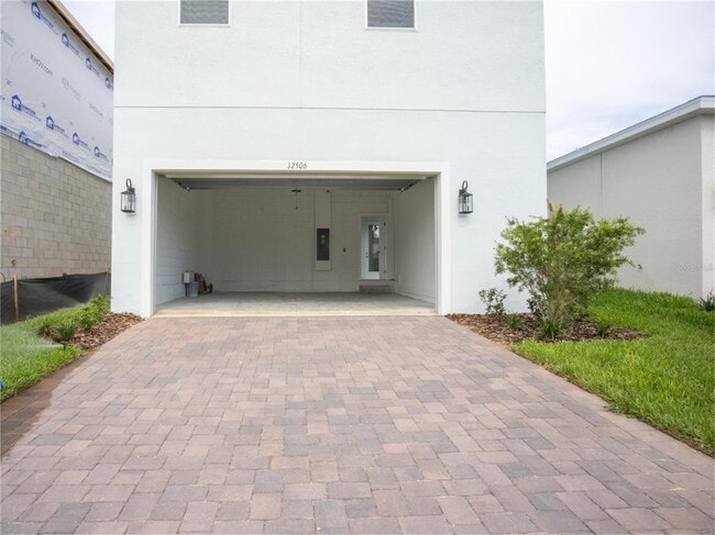 Building Photo - 12506 Westhaven Oak Dr