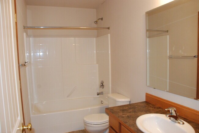 Building Photo - 6364 W Trestle St