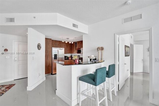 Building Photo - 7900 Harbor Island Dr