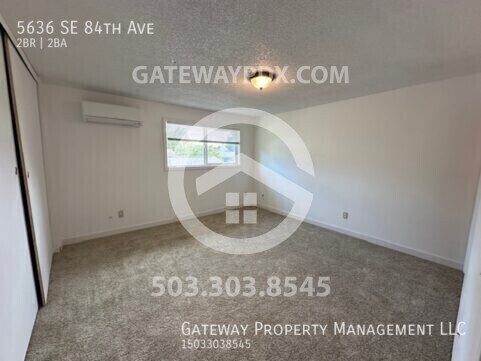 Building Photo - 5636 SE 84th Ave