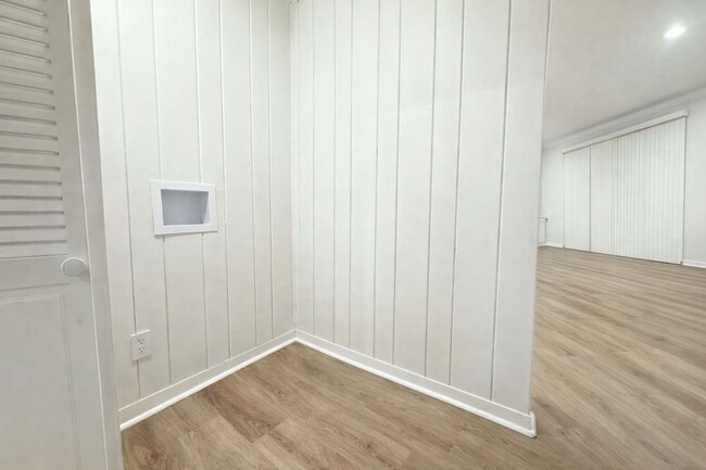 Building Photo - FOR RENT – FULLY REMODELED 4 BEDROOM | 2 BATH HOME!