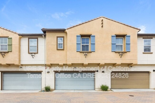 Building Photo - 40324 Calle Real