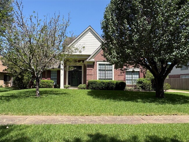 Building Photo - 2319 Mill Creek Dr