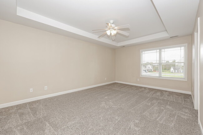 Building Photo - 8002 Starling Ct