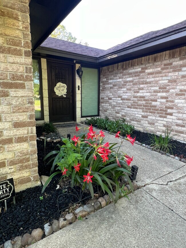 Entry - 8 Llano Drive