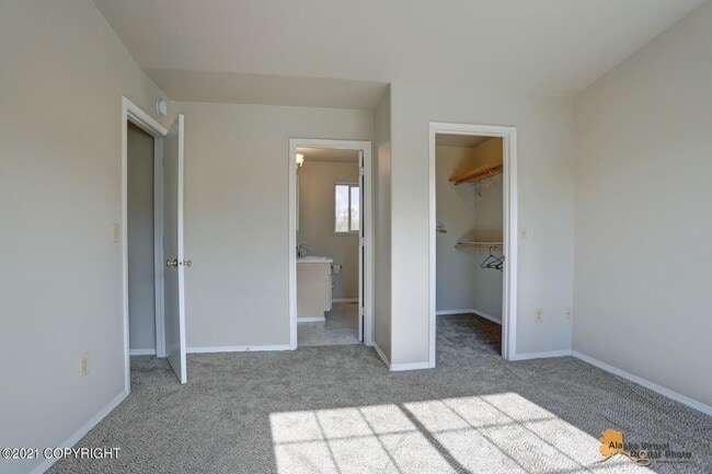Building Photo - 1440 S Williwaw Dr