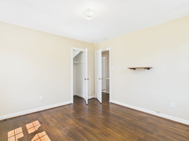 Building Photo - 6306 Engel Rd
