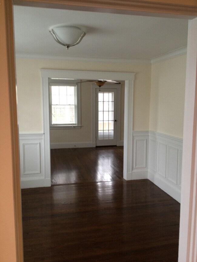 Building Photo - 59 Olney St