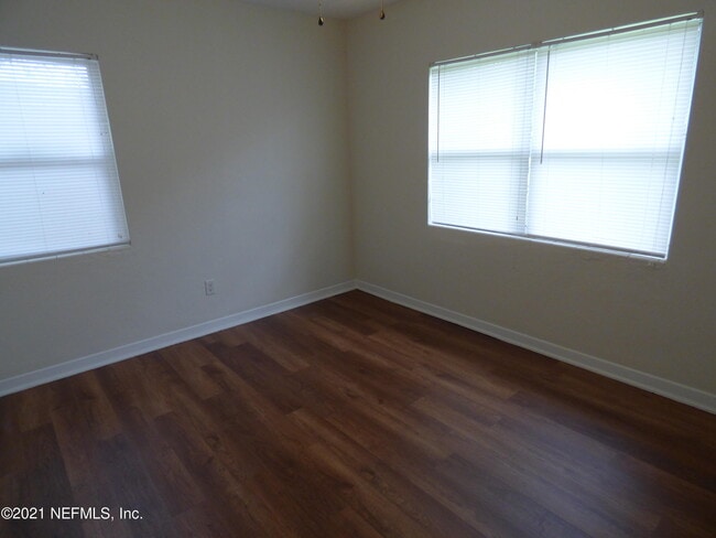 Building Photo - 5166 Camille Ave