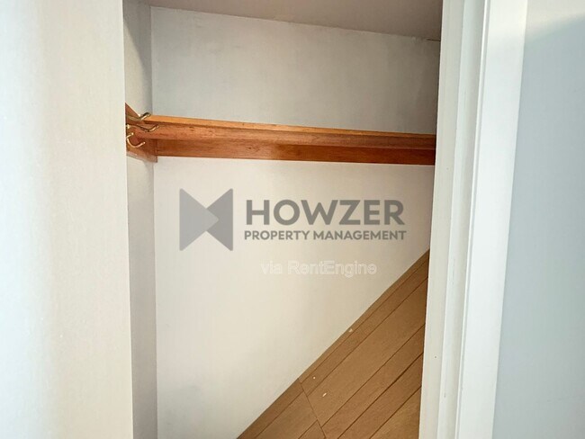 Building Photo - 20 Ellis Dr