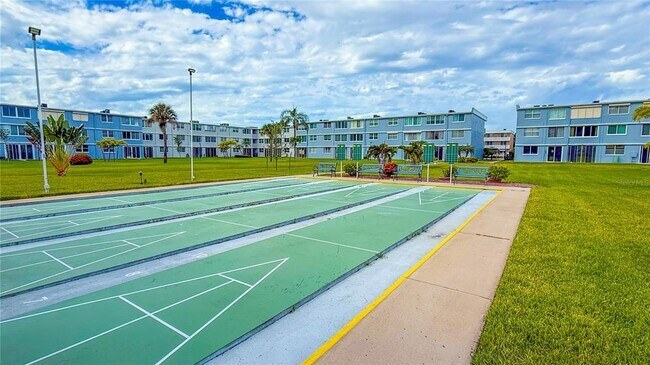 Building Photo - 4880 Locust St NE