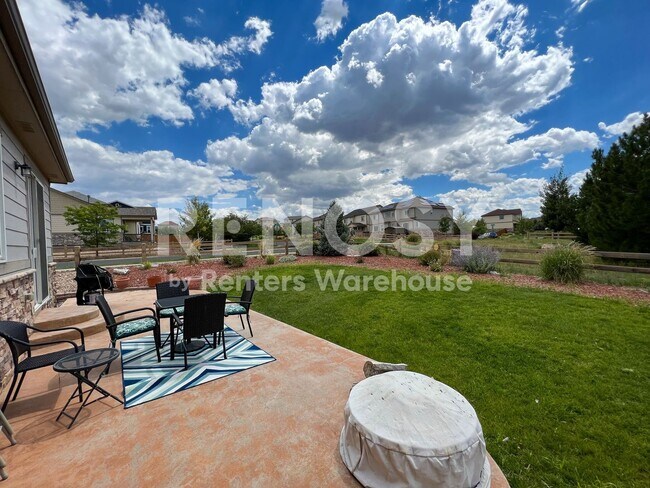 Building Photo - 25104 E Pinewood Pl