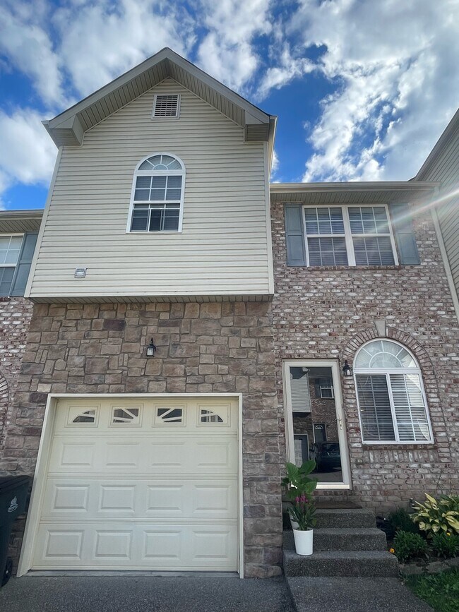 746 Spence Enclave Ln 746 Spence Enclave Ln Nashville TN 37210