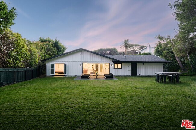 Building Photo - 18013 Sea Reef Dr