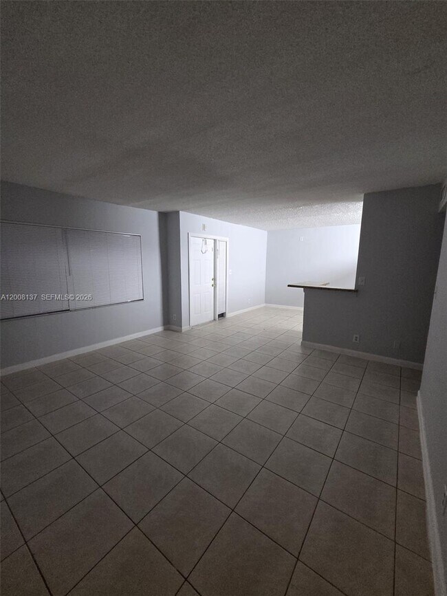 Building Photo - 11441 NW 42nd St