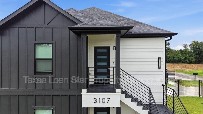Building Photo - 3107 Grassmere St